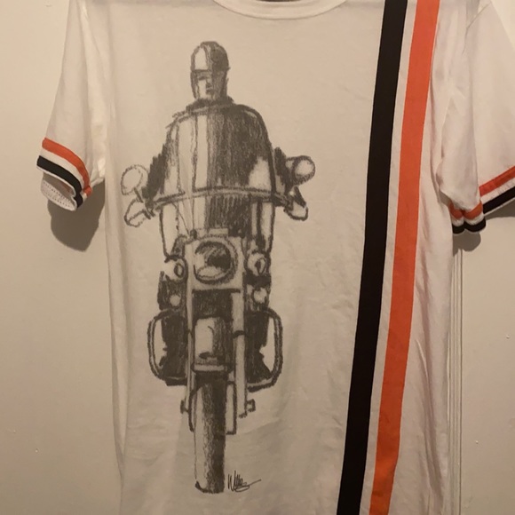 Harley-Davidson Museum Milwaukee, Wisconsin short sleeve T-shirt motorcycle - Picture 2 of 6